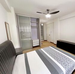 Loyang Valley (D17), Condominium #569658251
